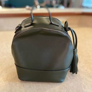 Cute convertible backpack purse!